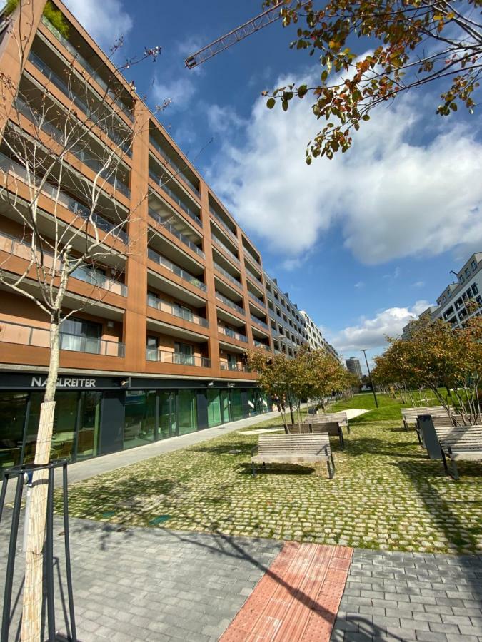 New Modern Urban Apartment Bratislava Luaran gambar
